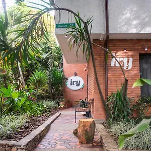 Ivy Hostal