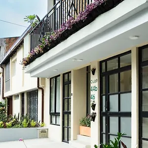 Couette-café Selva House