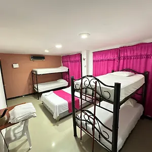 Pensión El Exito Santa Marta (Magdalena)