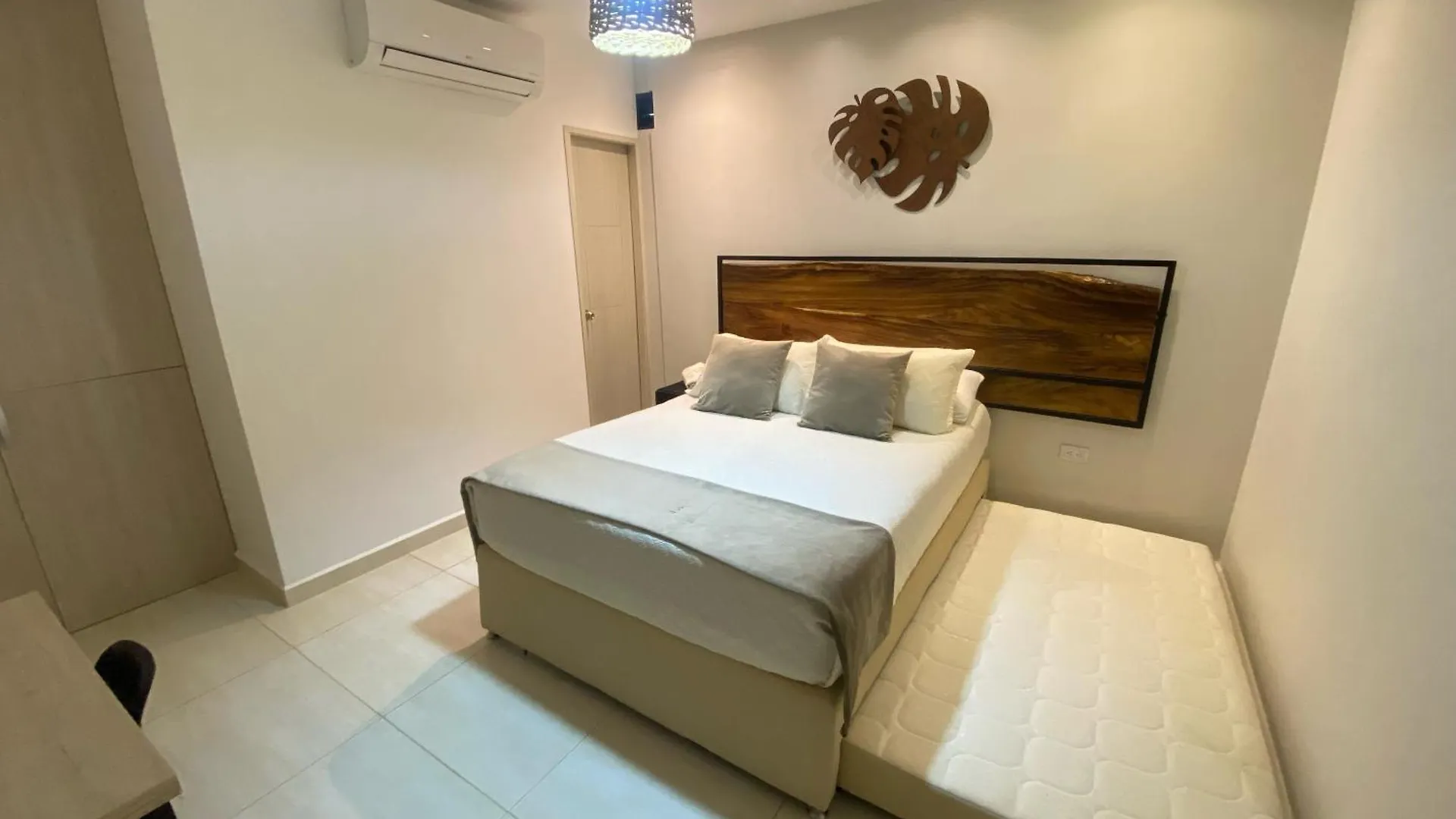 ***  Maidy Luxury Hotel Medellin Colombia