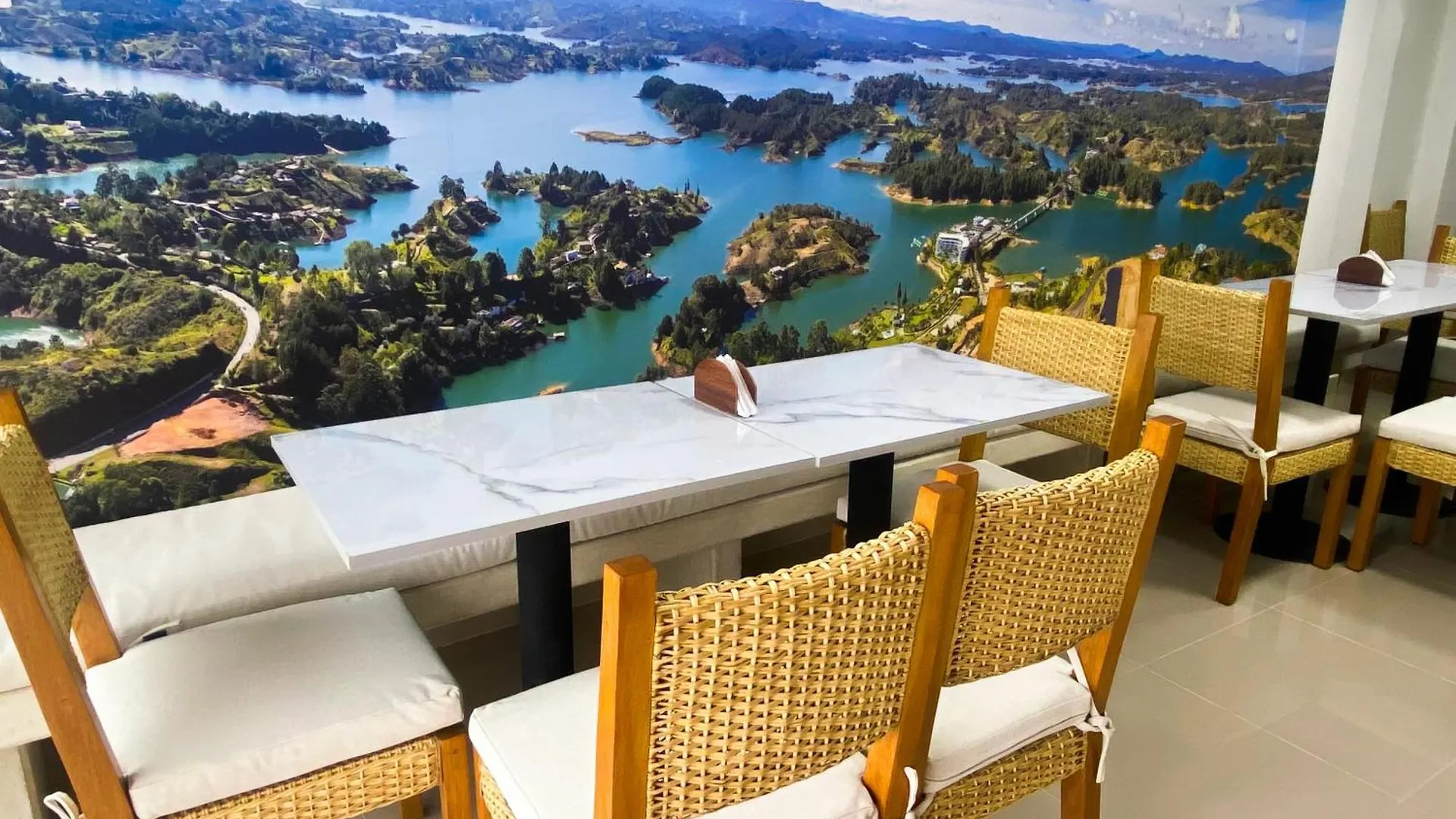 ***  Maidy Luxury Hotel Medellin Colombia