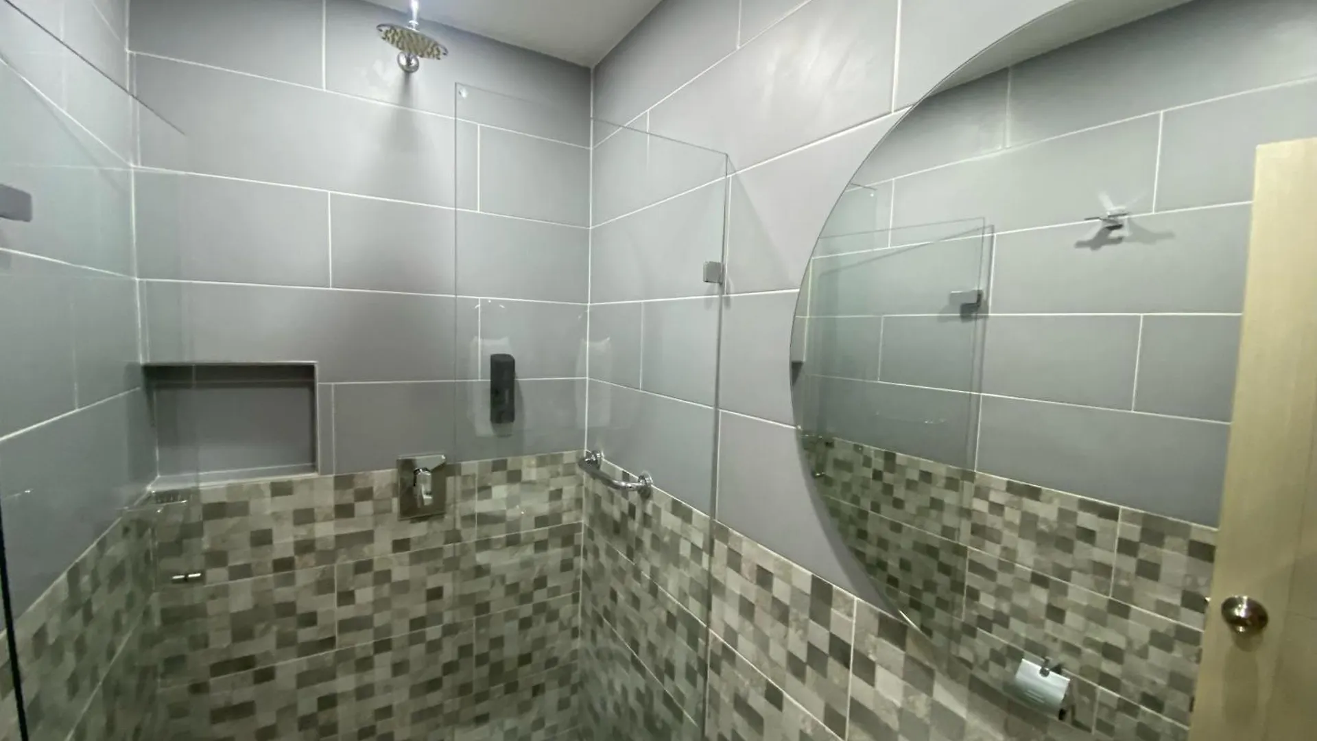 Maidy Luxury Hotel Medellín 3*,  Colombia